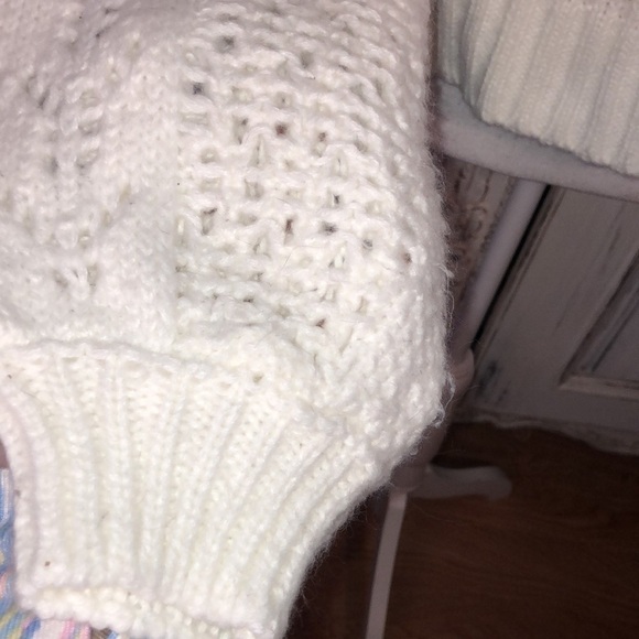 ASOS Crew Neck Long Bell Sleeves Cropped Open Knit White Popover Sweater Size 4 - Picture 4 of 11